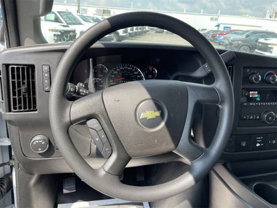 2025 Chevrolet Express Cutaway 3500 1WT