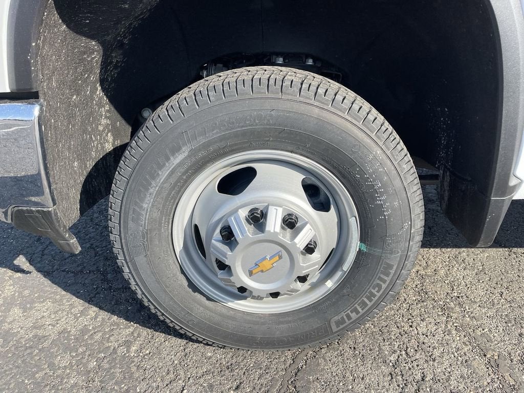 2025 Chevrolet Silverado 3500 HD Chassis Cab Work Truck