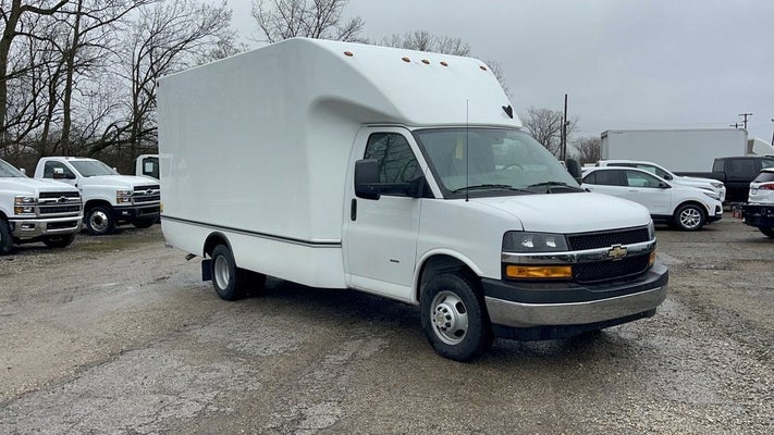 2023 Chevrolet Express Cutaway 3500 3500 Van 159 in , OH - Mark Wahlberg Chevrolet Auto Group