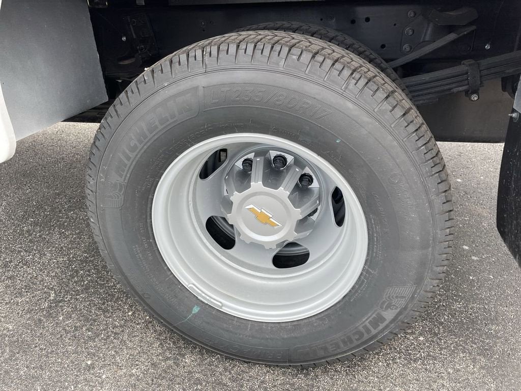 2025 Chevrolet Silverado 3500 HD Chassis Cab Work Truck