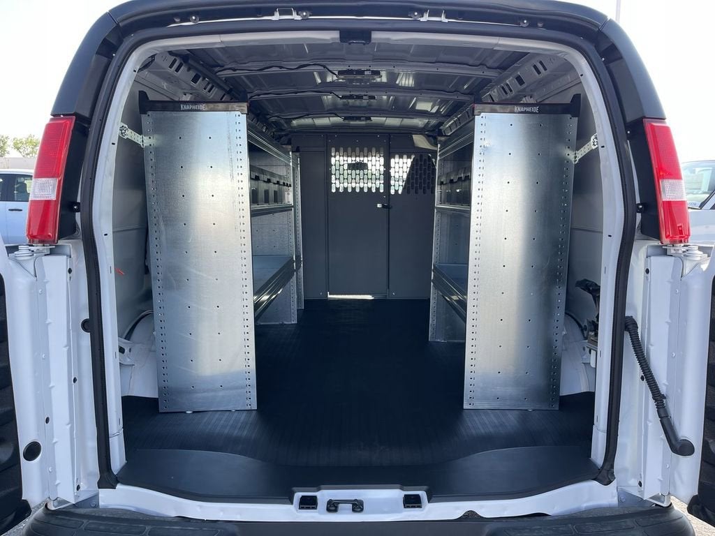 2025 Chevrolet Express Cargo 2500 WT