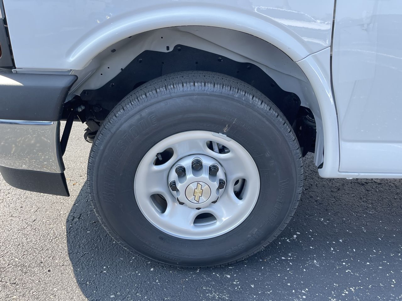 2025 Chevrolet Express Cargo 2500 WT