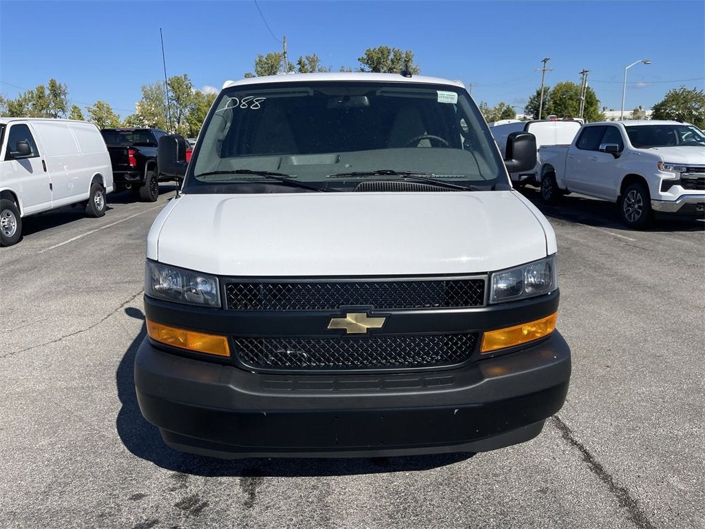 2025 Chevrolet Express Cargo 2500 WT