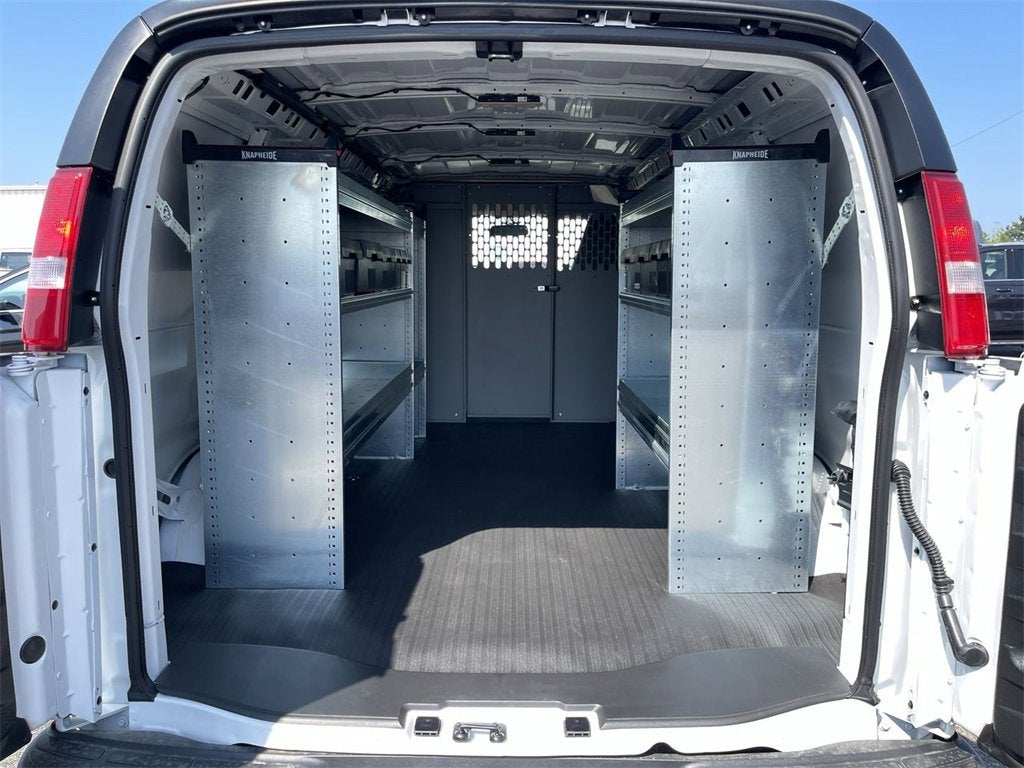 2025 Chevrolet Express Cargo 2500 WT