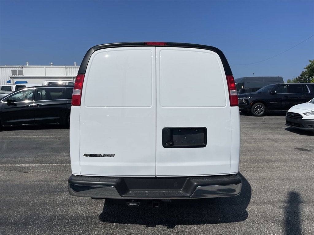 2025 Chevrolet Express Cargo 2500 WT