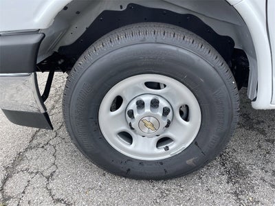 2025 Chevrolet Express Cargo 2500 WT