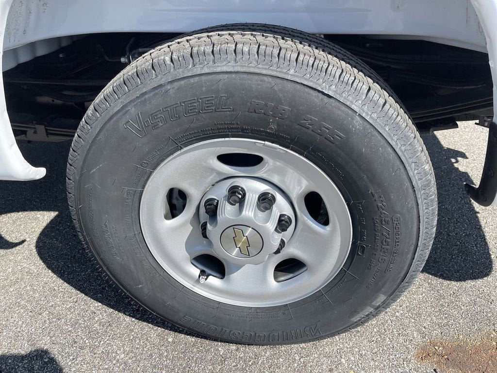 2026 Chevrolet Express Cargo WT