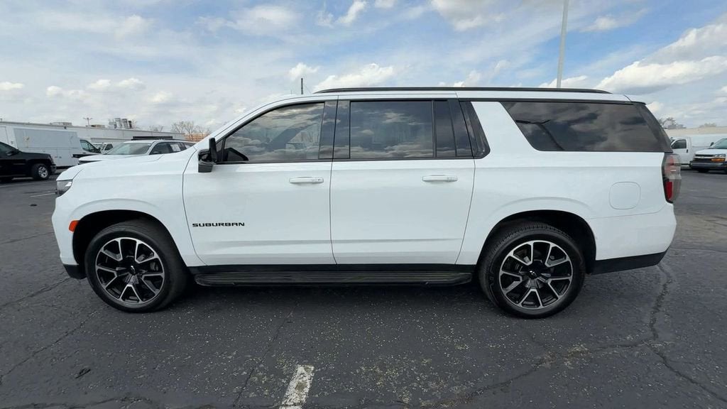 2022 Chevrolet Suburban RST