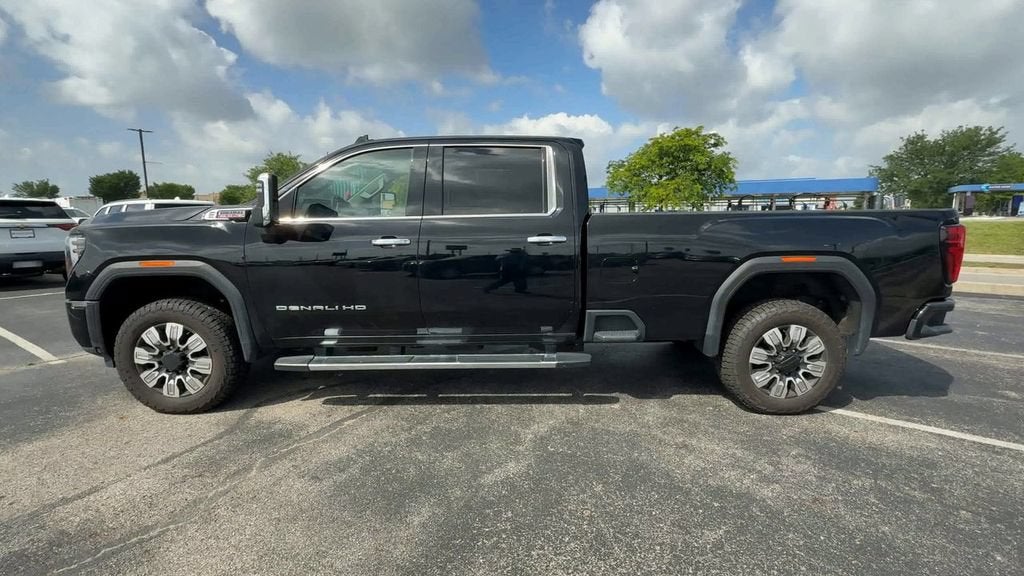 2024 GMC Sierra 3500 HD Denali