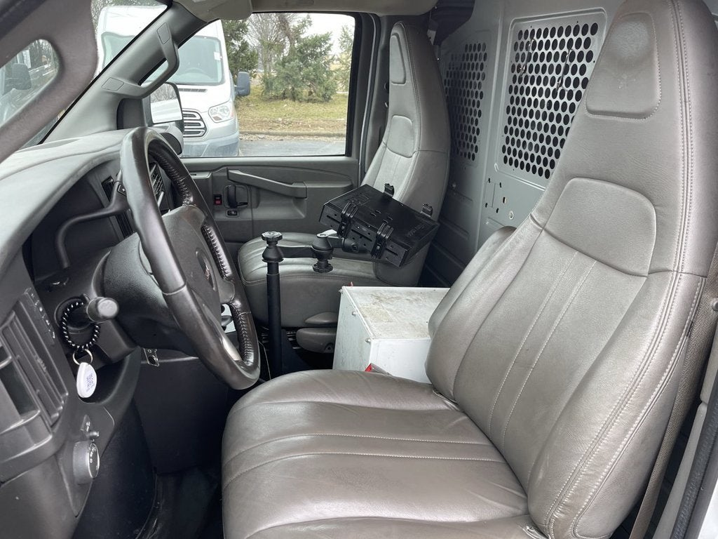 2016 GMC Savana Cargo 2500 2500 Regular Wheelbase Rear-Wheel Drive
