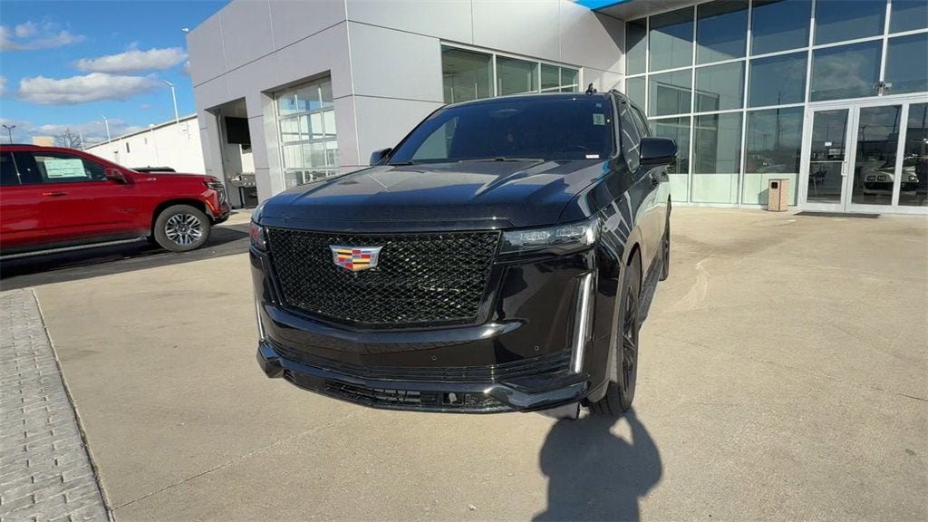 2023 Cadillac Escalade Sport