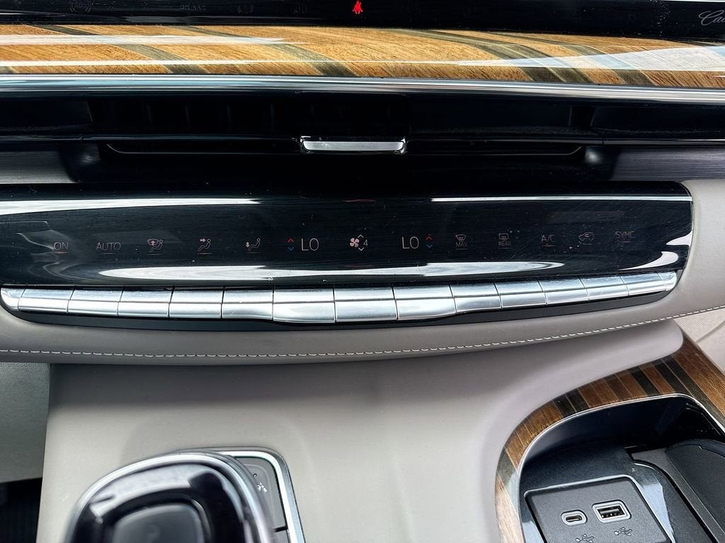 2022 Cadillac Escalade ESV Premium Luxury Platinum