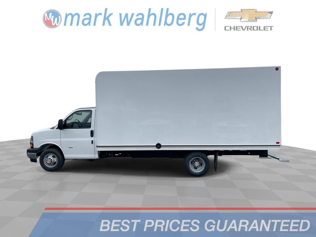 2025 Chevrolet Express Cutaway 3500 1WT