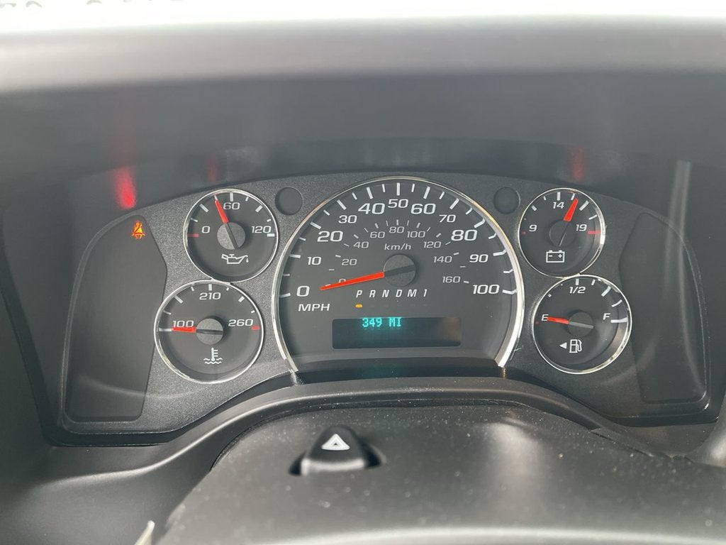 2025 Chevrolet Express Cutaway 3500 1WT
