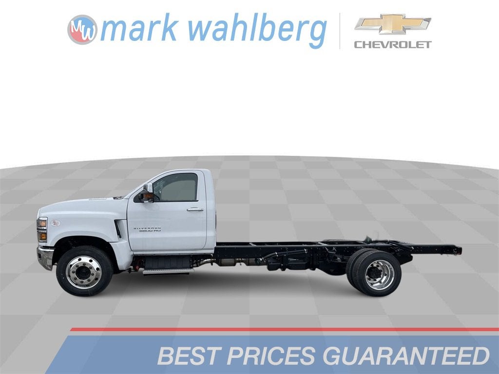2024 Chevrolet Silverado 5500 HD Work Truck