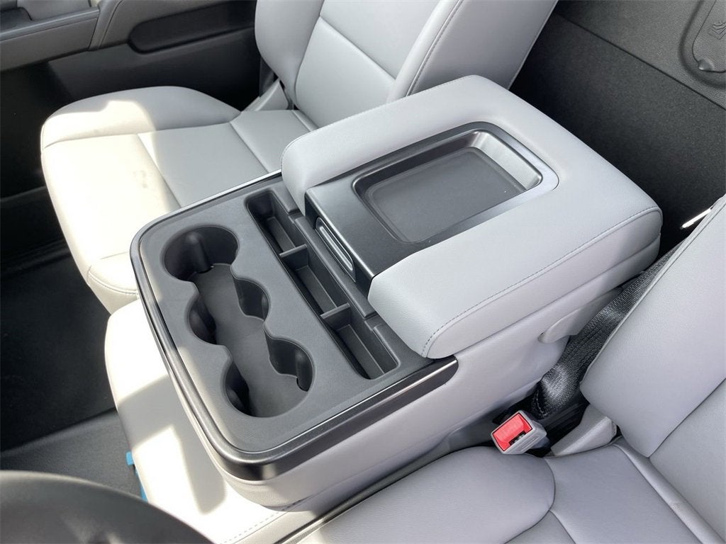 2024 Chevrolet Silverado 5500 HD Work Truck