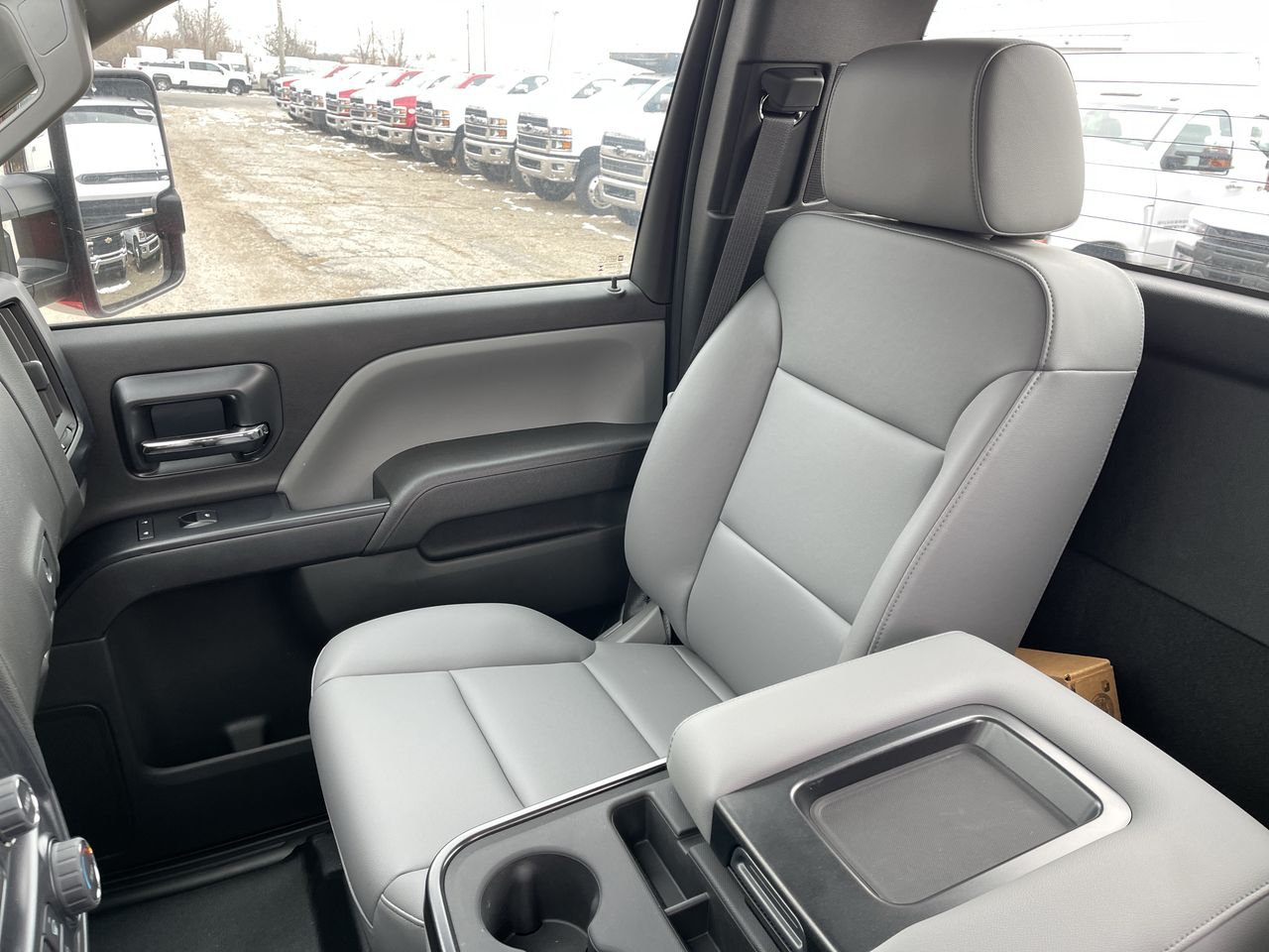 2024 Chevrolet Silverado 5500 HD Work Truck