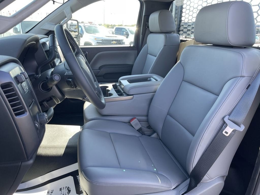 2024 Chevrolet Silverado 5500 HD Work Truck