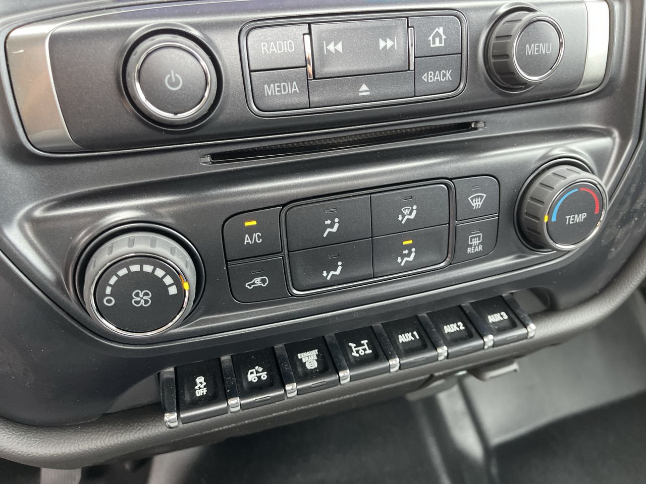 2024 Chevrolet Silverado 6500 HD Work Truck