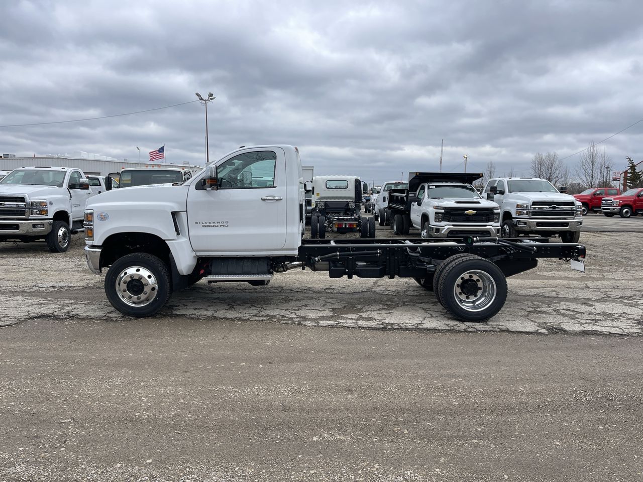 2024 Chevrolet Silverado 5500 HD Work Truck