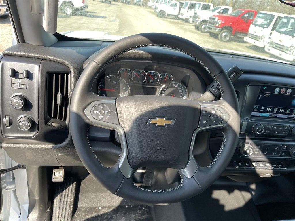 2024 Chevrolet Silverado 5500 HD Work Truck