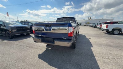 2017 Nissan TITAN XD Platinum Reserve Diesel