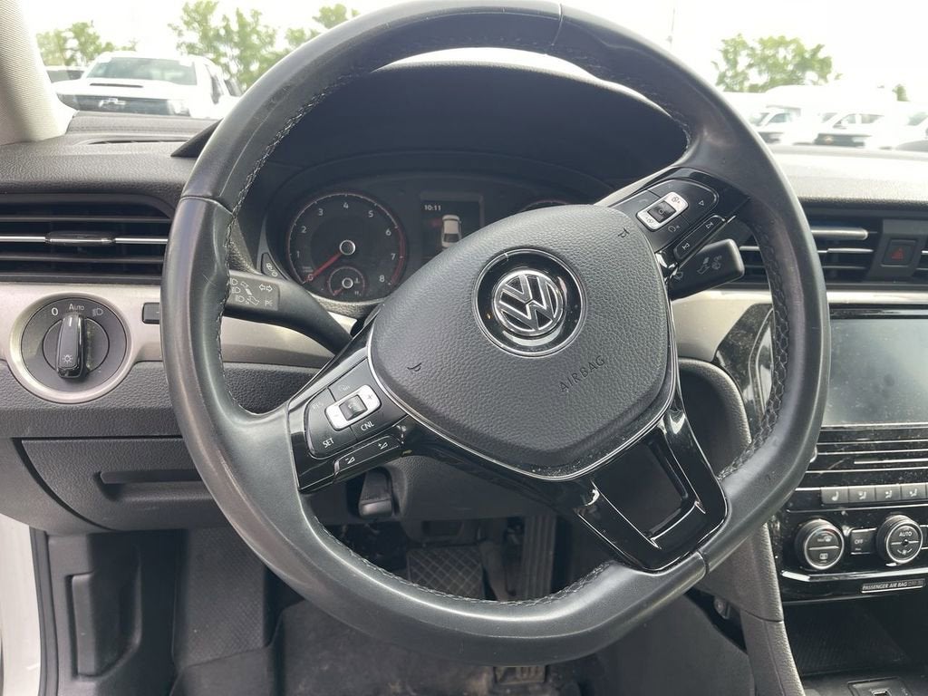 2022 Volkswagen Passat 2.0T SE