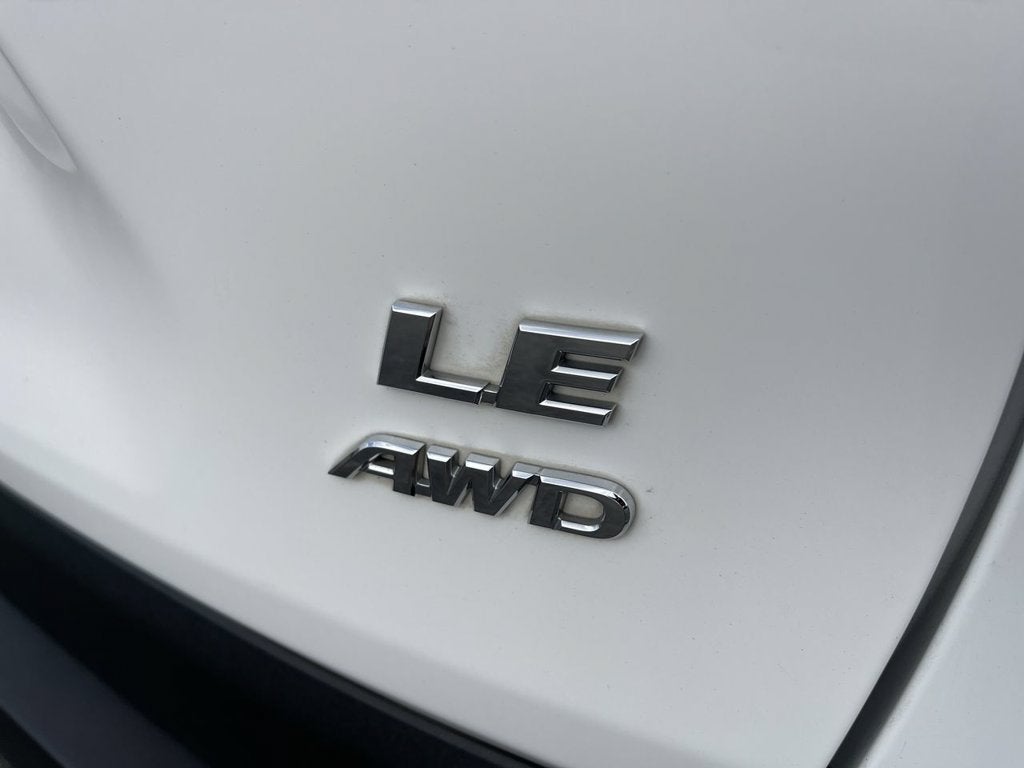 2025 Toyota RAV4 LE