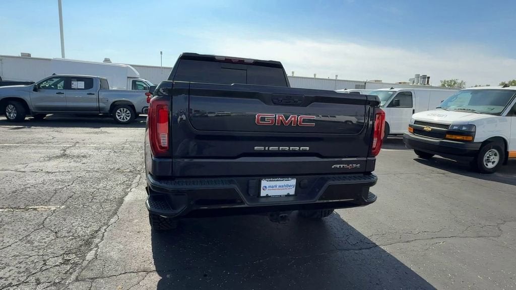2023 GMC Sierra 1500 AT4X