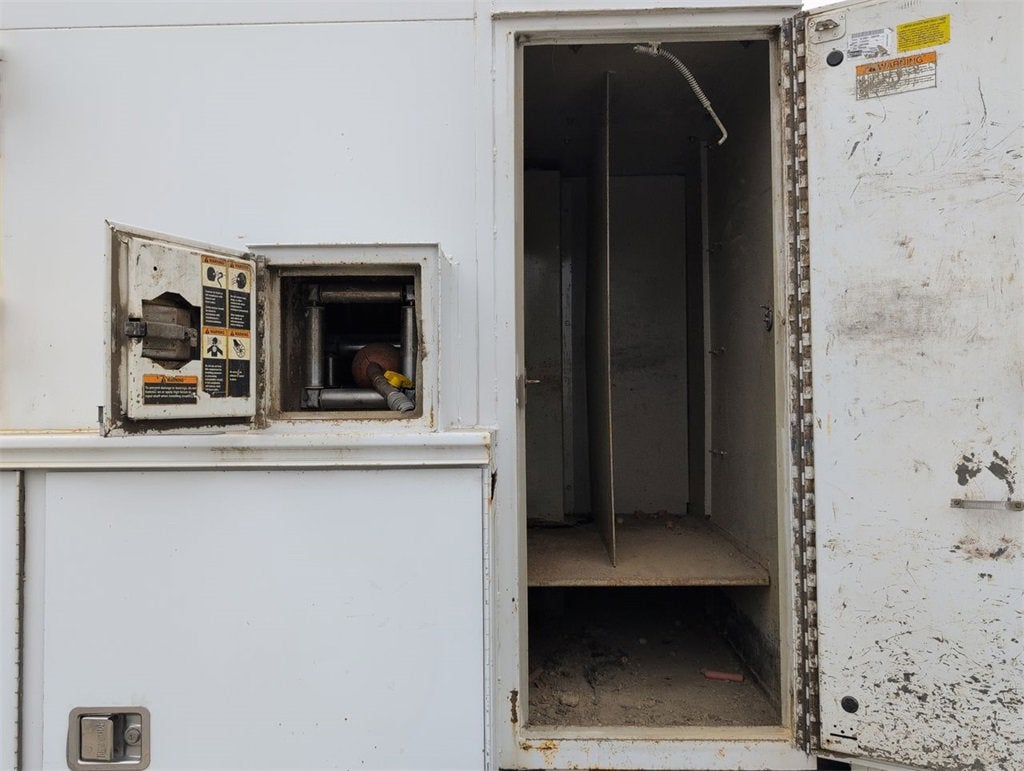 2014 INTERNATIONAL 4100 NA