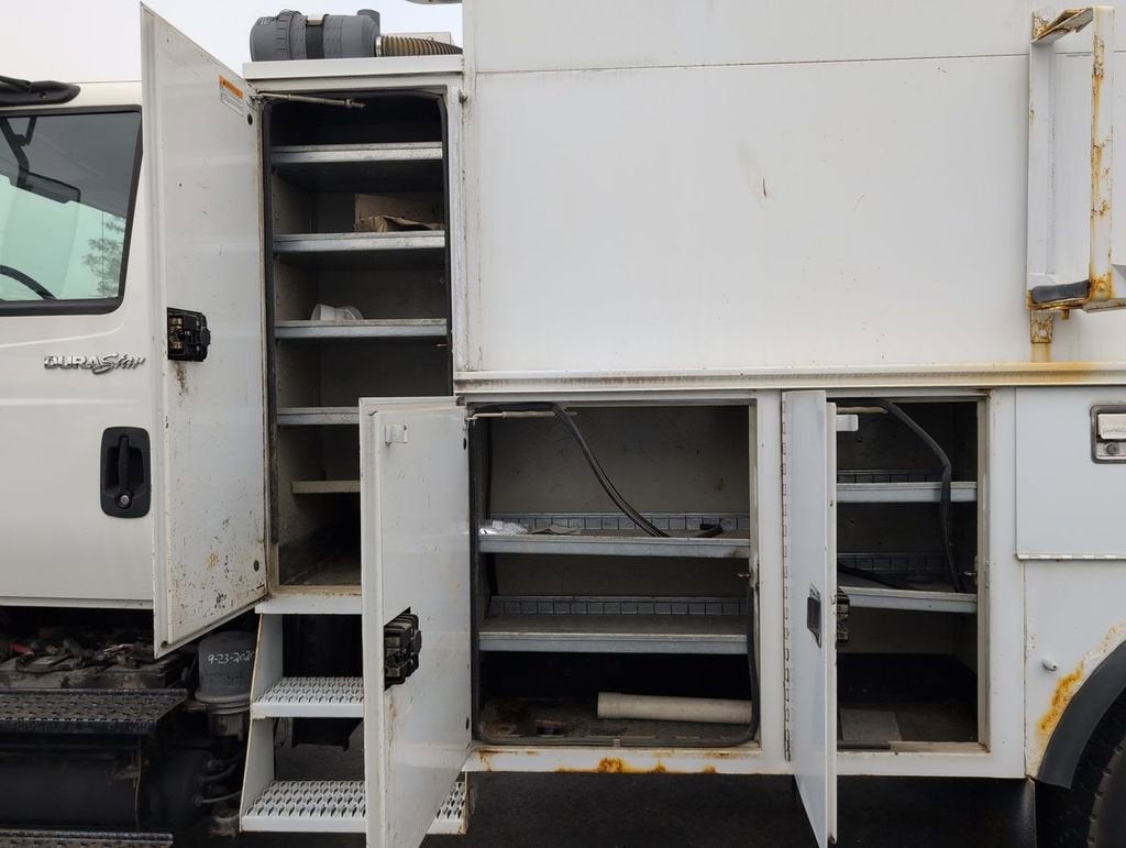 2014 INTERNATIONAL 4100 NA