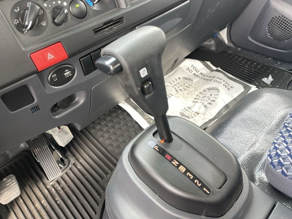 2024 Chevrolet Low Cab Forward 5500 XG 5500