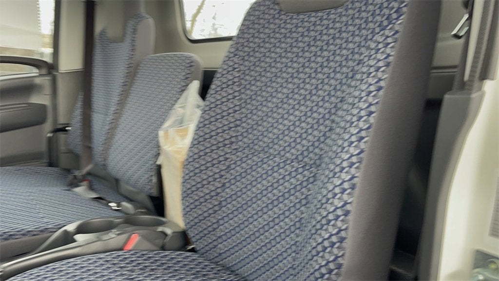 2024 Chevrolet Low Cab Forward 5500 XG 5500