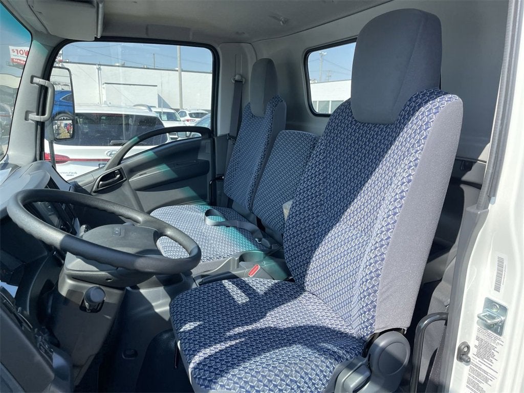 2024 Chevrolet Low Cab Forward 5500 XG 5500