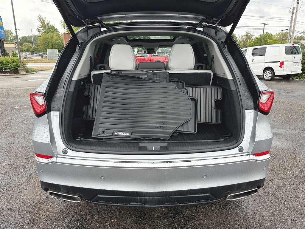 2023 Acura MDX w/Technology Package