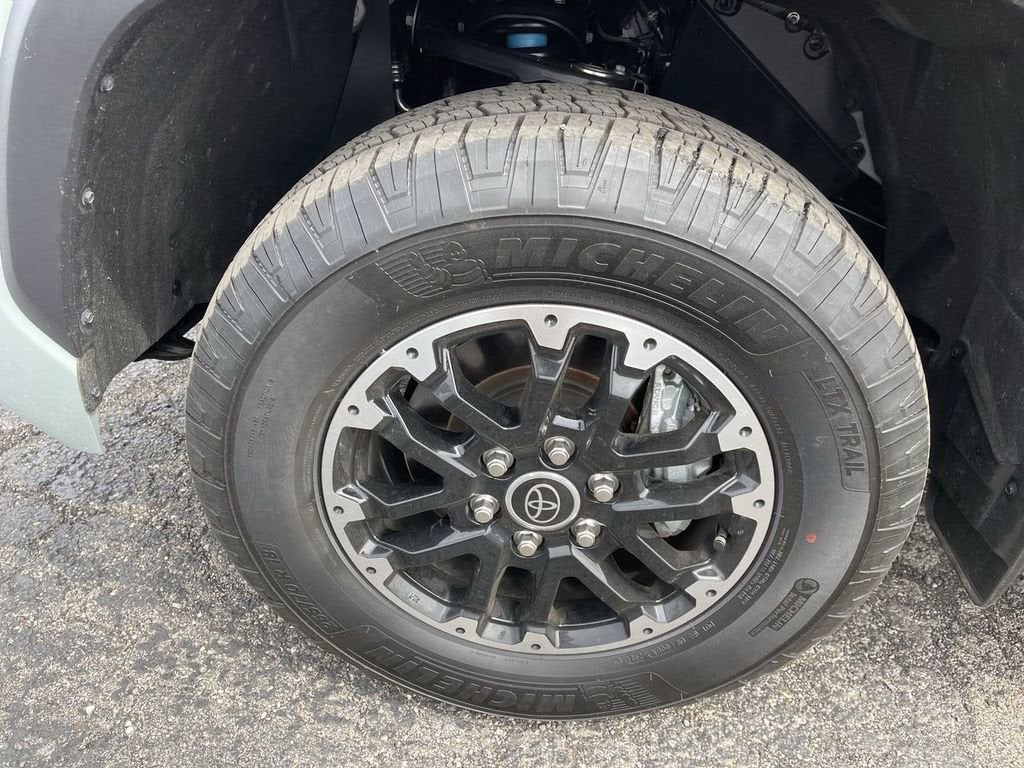2024 Toyota Tundra 4WD SR5