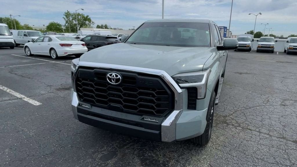 2024 Toyota Tundra 4WD SR5