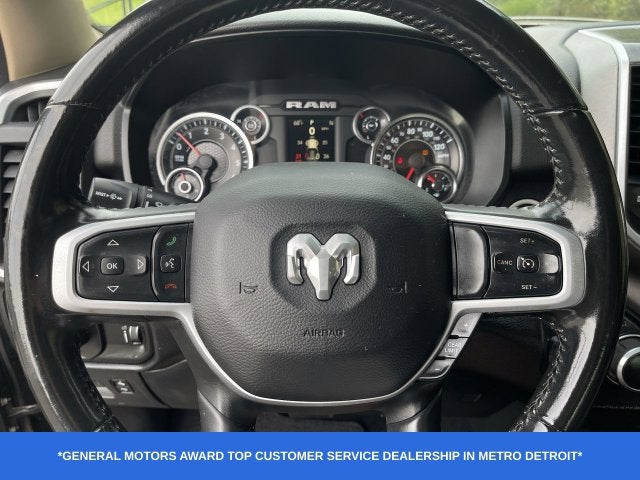 2020 RAM 1500 Big Horn Crew Cab 4x4 5'7" Box