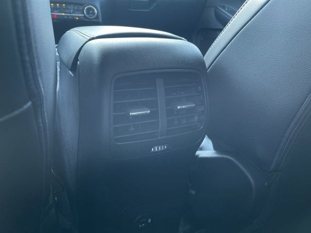 2022 Ford Escape Titanium Hybrid