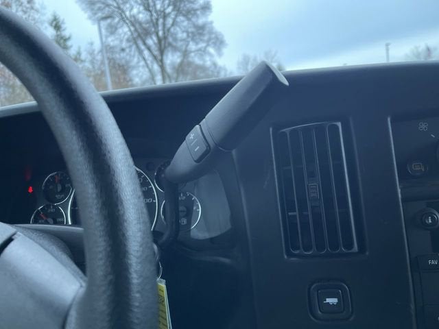 2024 Chevrolet Express Cargo 2500 WT