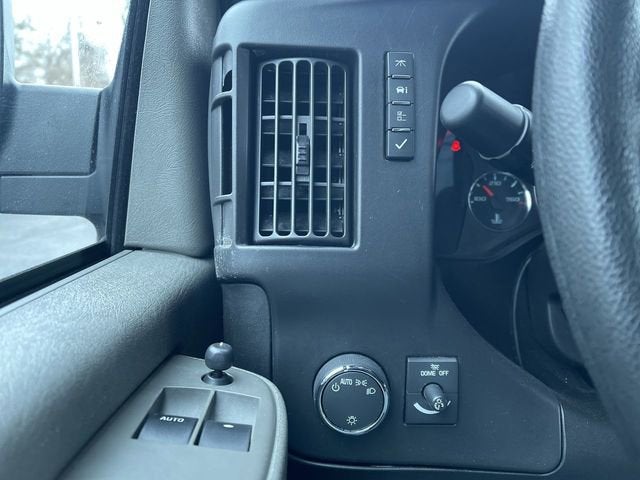 2024 Chevrolet Express Cargo 2500 WT