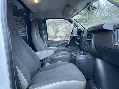 2024 Chevrolet Express Cargo 2500 WT