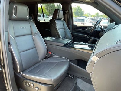 2024 Cadillac Escalade Sport