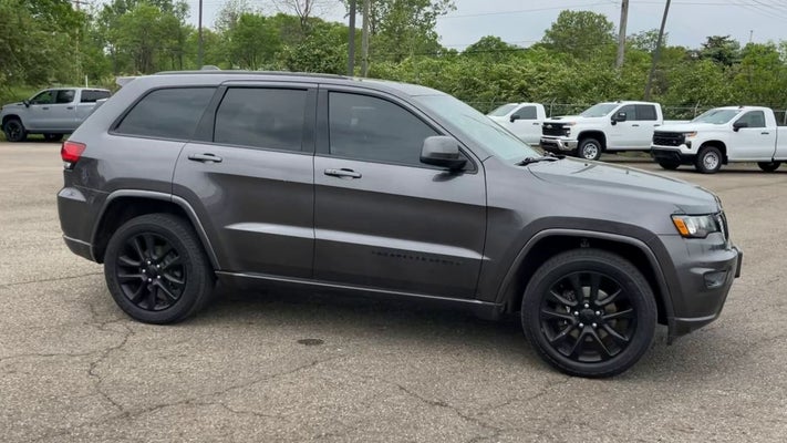 2019 Jeep Grand Cherokee Altitude in , OH - Mark Wahlberg Chevrolet Auto Group