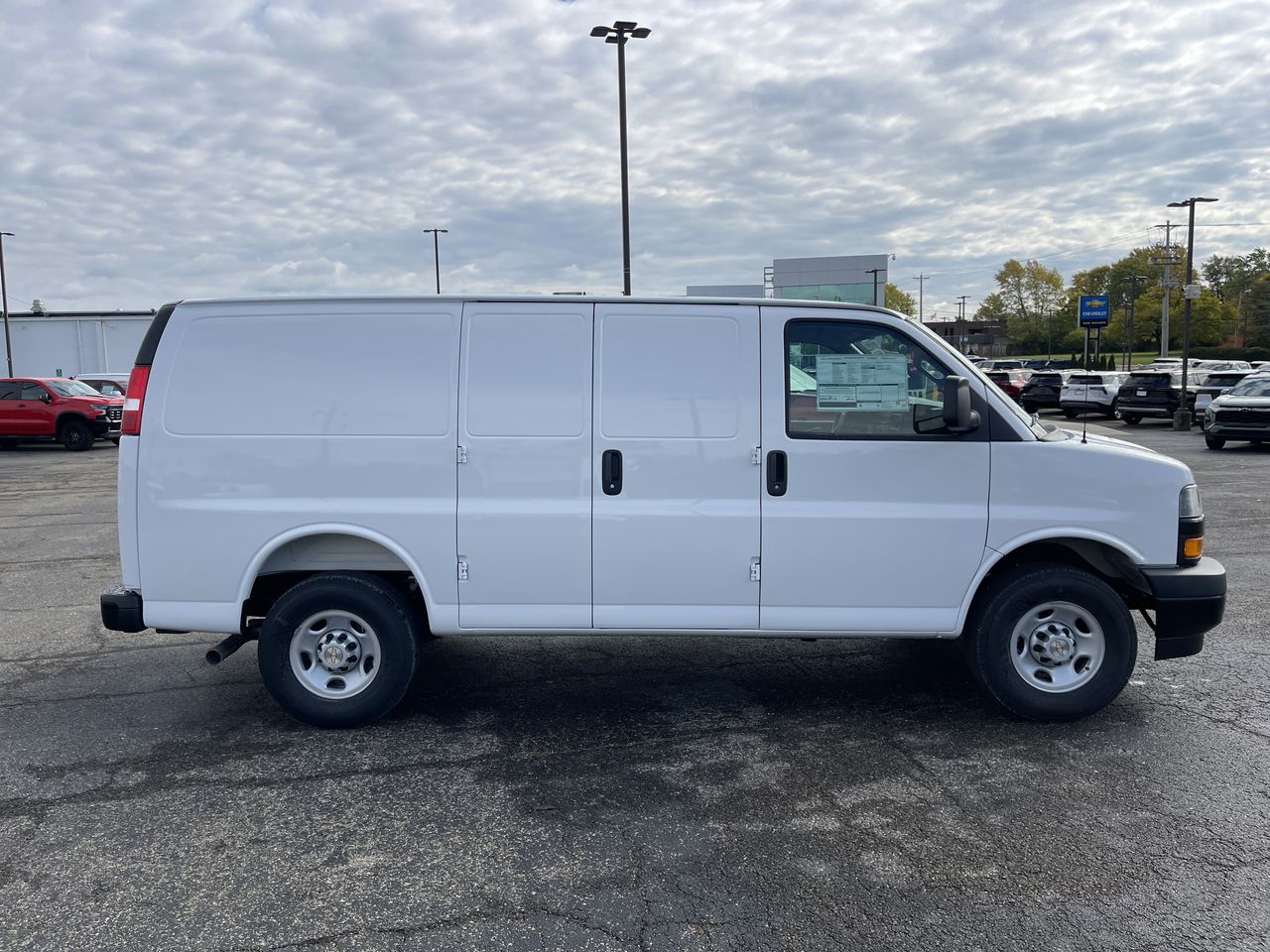 2025 Chevrolet Express Cargo 2500 WT