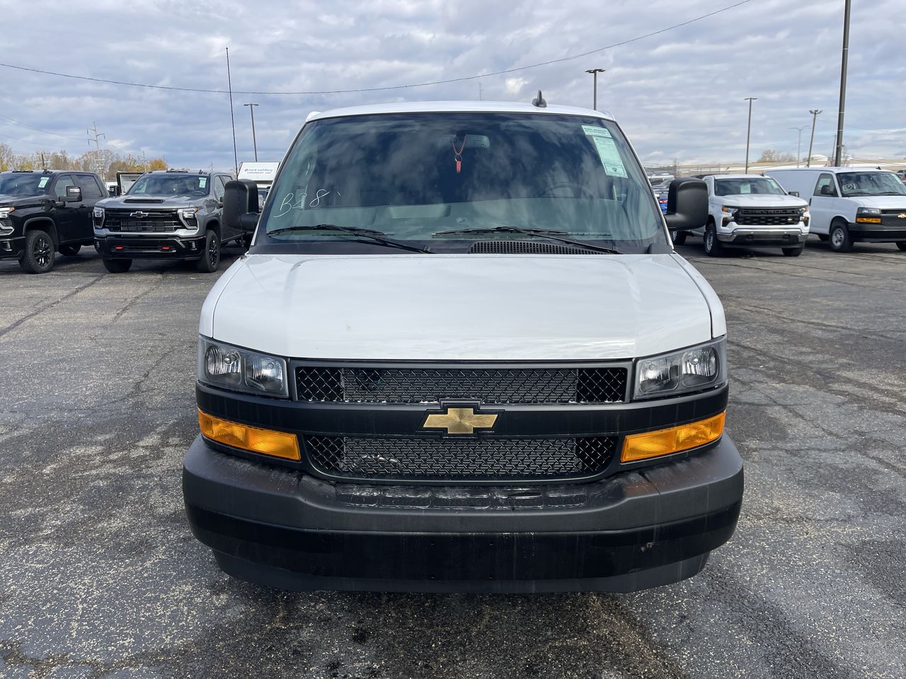 2025 Chevrolet Express Cargo 2500 WT