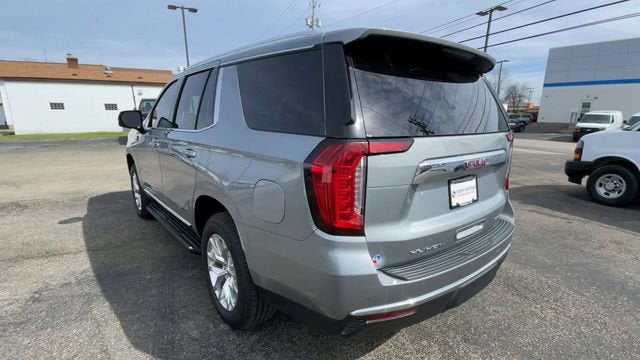 2024 GMC Yukon SLT