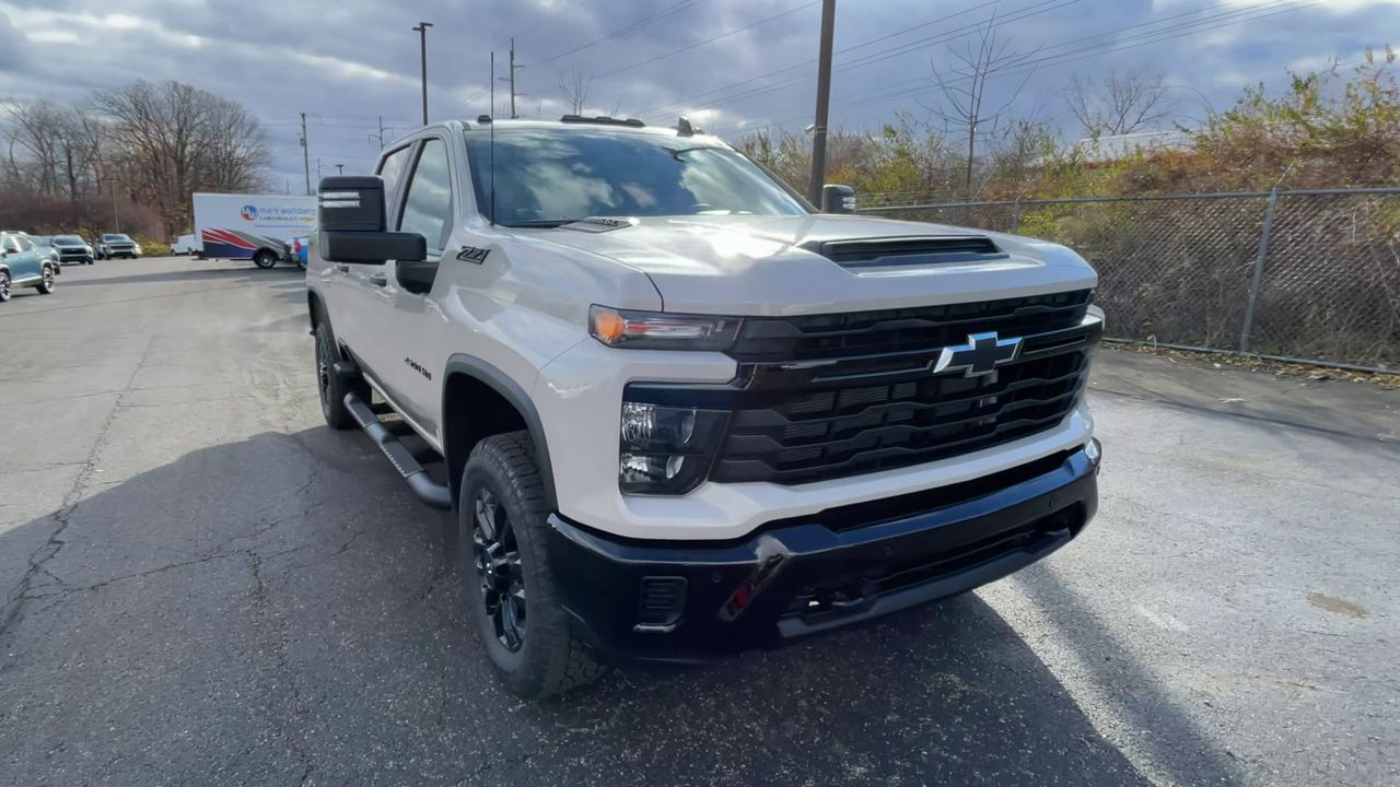 2026 Chevrolet Silverado 2500 HD Custom