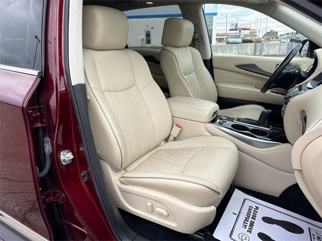 2019 INFINITI QX60 LUXE