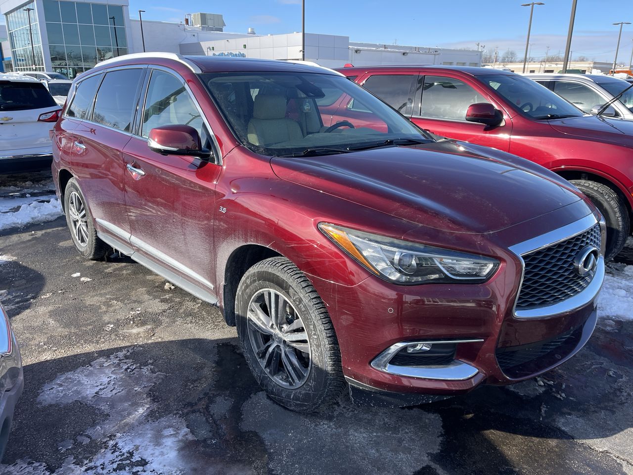 2019 INFINITI QX60 LUXE